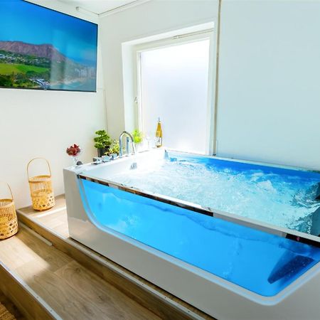 The Big Muenster Fuer Bis Zu 12, Whirlpool, Sauna, Zentral, Tischfussball, Balkon, Gasgrill 울름 외부 사진