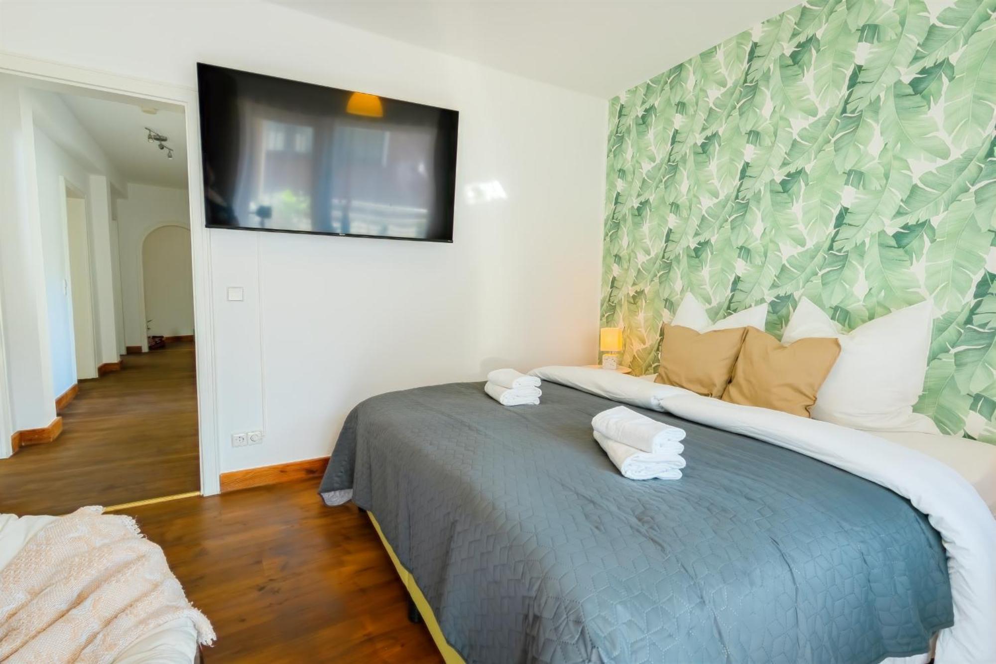 The Big Muenster Fuer Bis Zu 12, Whirlpool, Sauna, Zentral, Tischfussball, Balkon, Gasgrill 울름 외부 사진